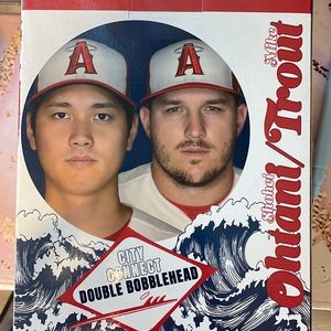 *NIB* OHTANI & TROUT Bobblehead